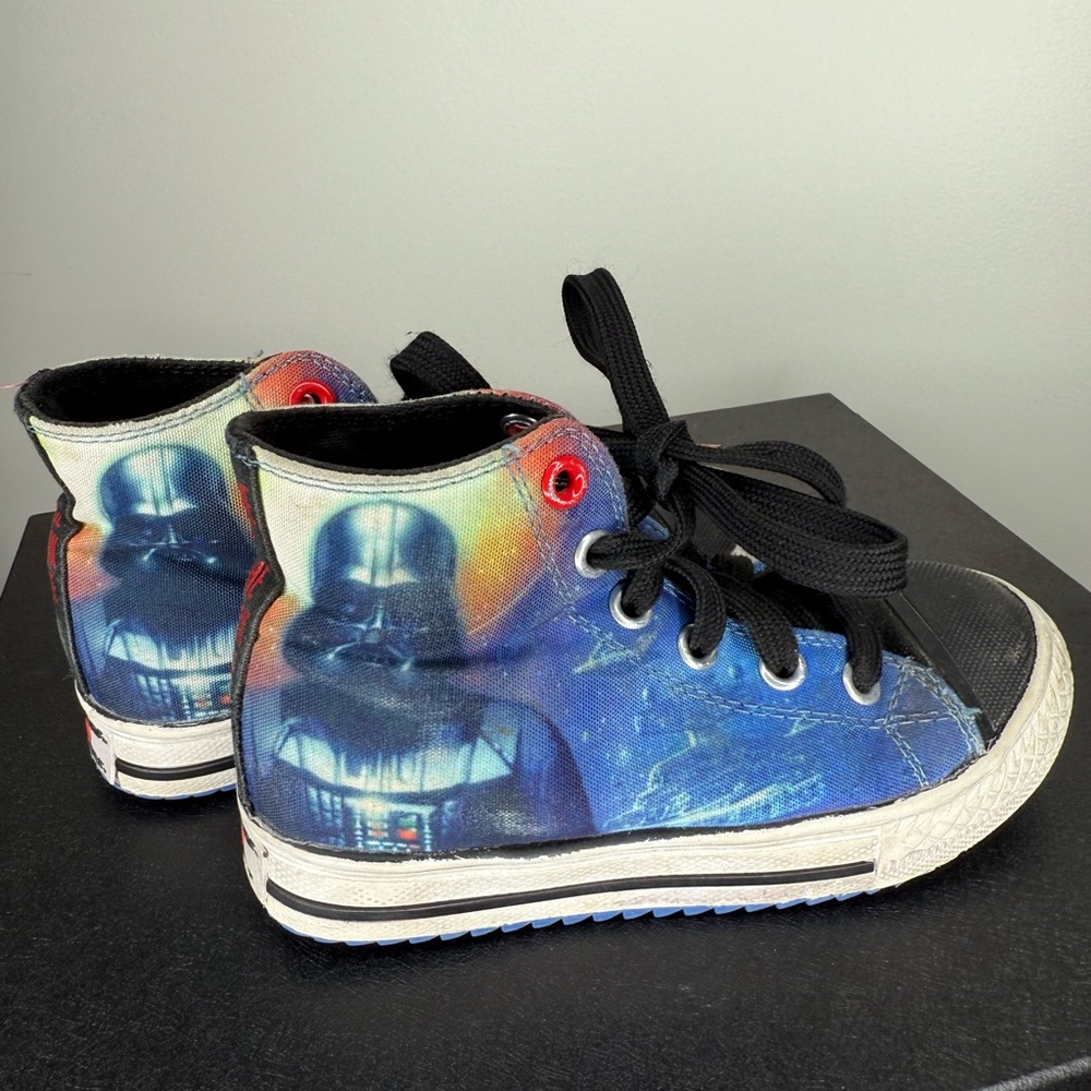 Sketchers Limited Edition Star Wars Kids High-Top Sneakers - Size 10.5 Toddlers